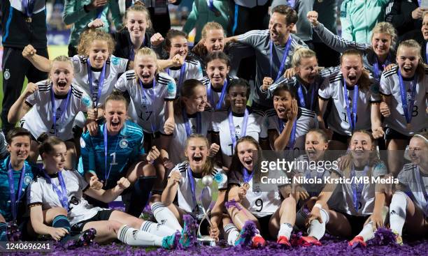 The teams of Germany celebrates the victory of the European Championship 2022 with the trophy during the UEFA European Women's U17 Championship Final...