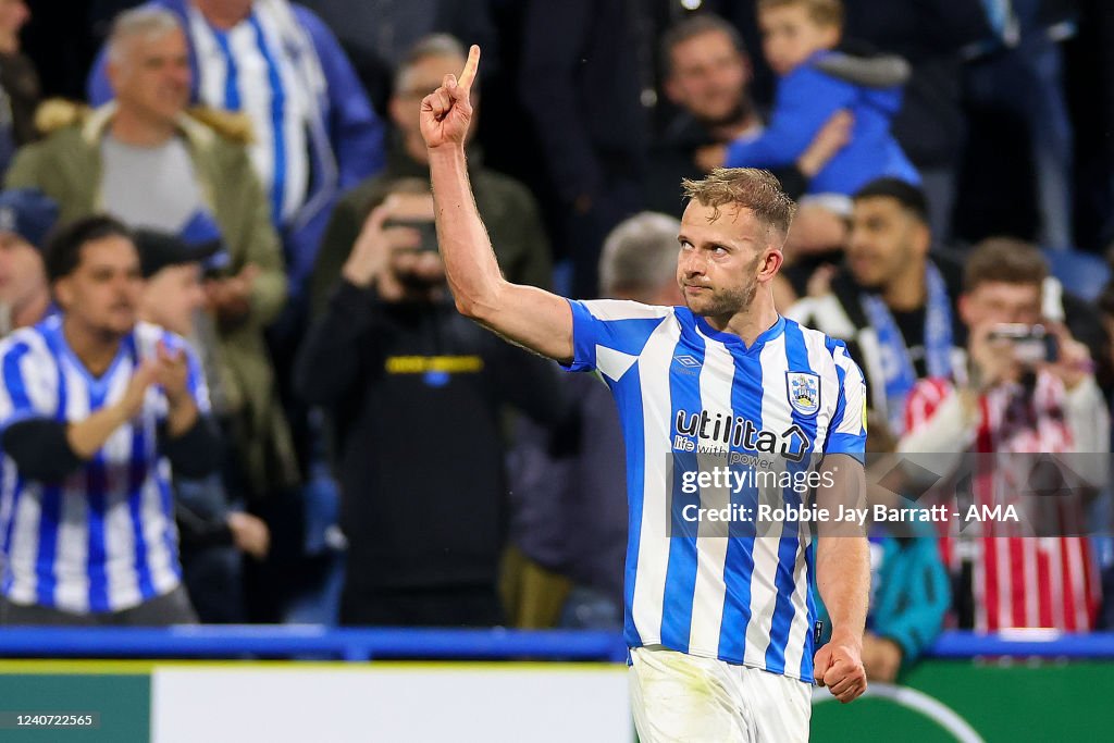 Huddersfield Town v Luton Town - Sky Bet Championship Play-Off Semi Final 2nd Leg