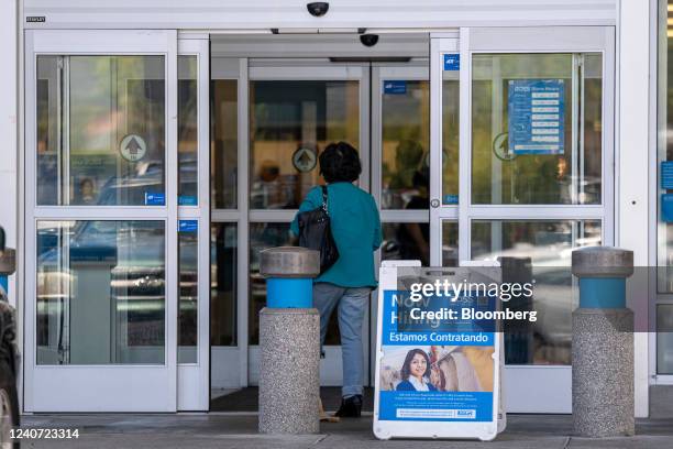 Customer enters a Ross store in San Pablo, California, US, on Tuesday, May 10, 2022. Ross Stores Inc. Is scheduled to release earnings figures on May...