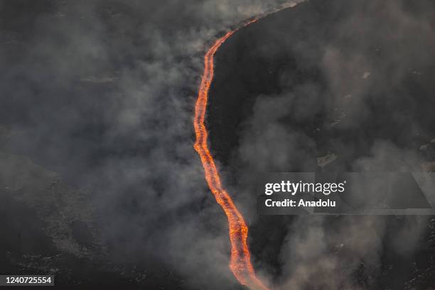 Volcanic Vent Exploding Volcano Vent Photos and Premium High Res Pictures - Getty Images