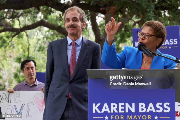 Los Angeles, CA Karen Bass takes the microphone after Mike Feuer, left, publicly drops out of the mayoral race to endorse Bass at the Encino Park on...