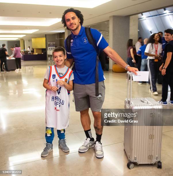 Shane Larkin, #0 of Anadolu Efes Istanbul during the 2022 Turkish Airlines EuroLeague Final Four Belgrade Anadolu Efes Istanbul Arrival at Crowne...