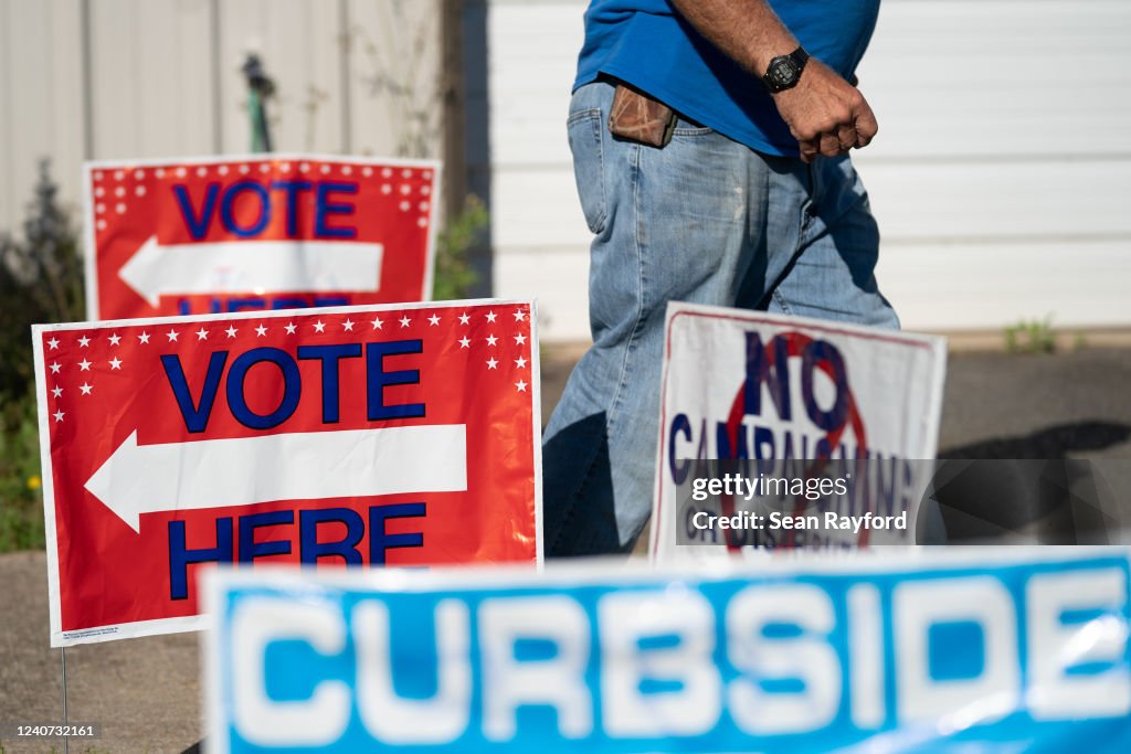 North Carolina Holds Midterm Primary Elections