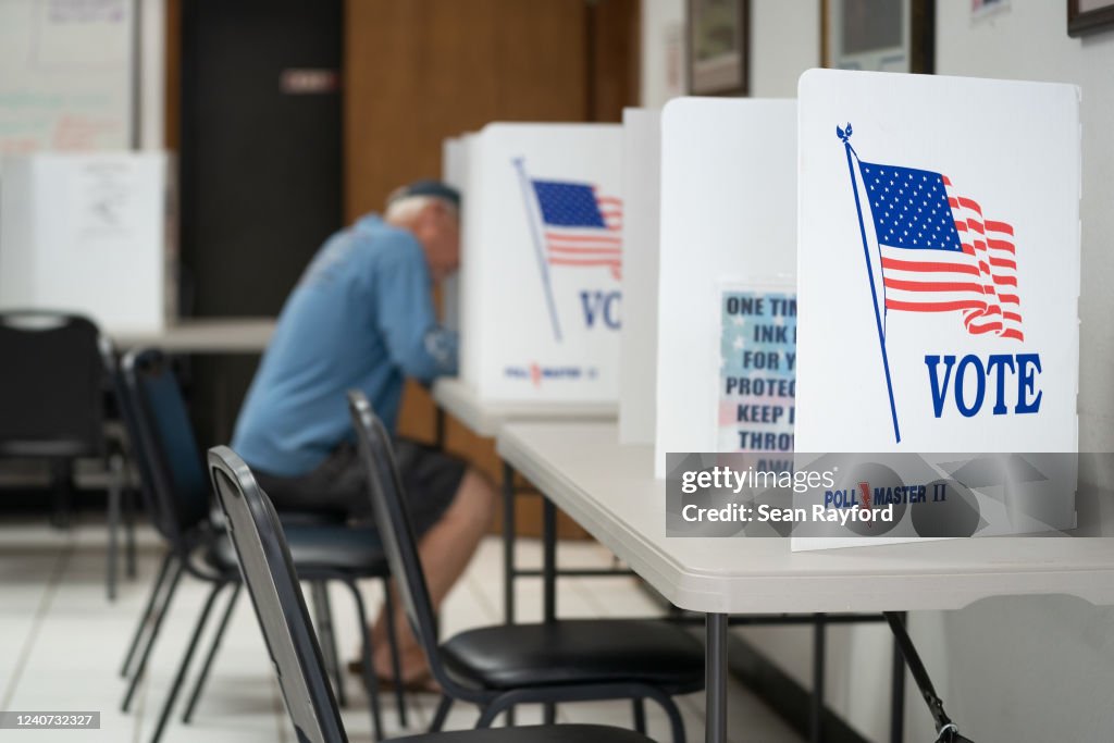 North Carolina Holds Midterm Primary Elections