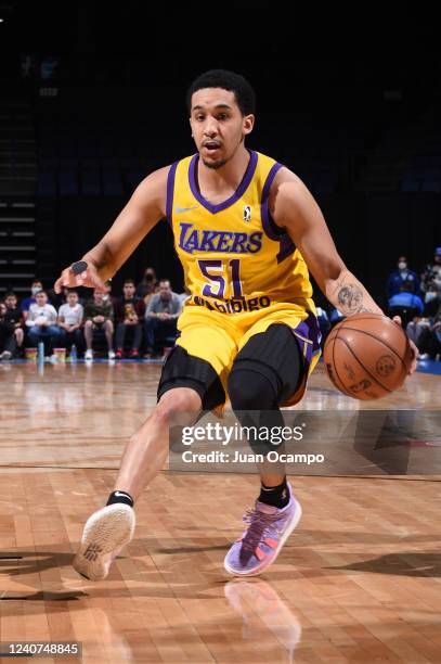 Tremont Waters of the South Bay Lakers drives to the basket during the game against the Agua Caliente Clippers of Ontario on March 6, 2022 at Toyota...