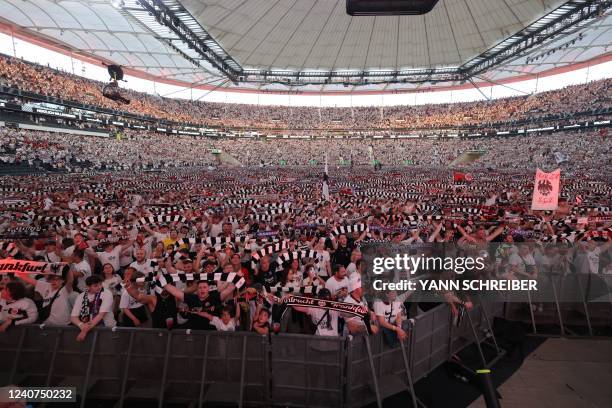 Frankfurt fans gather to watch the UEFA Europa League final football match between Eintracht Frankfurt and Glasgow Rangers, taking place in Seville...