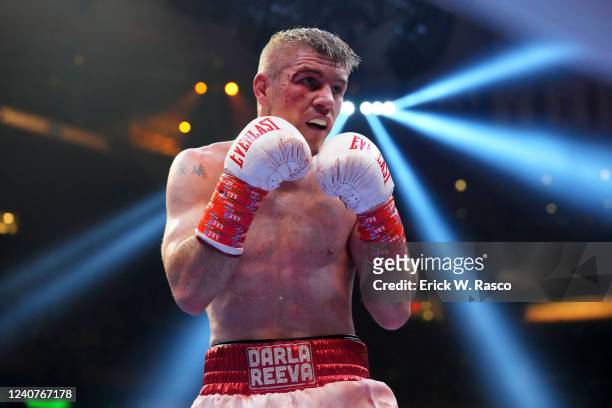 Intercontinental Junior Middleweight Title: Liam Smith defends himself vs Jessie Vargas at Madison Square Garden New York City, NY 4/30/2022 CREDIT:...