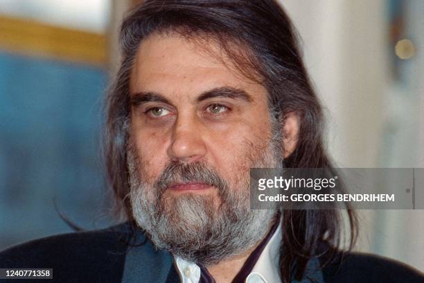 Picture taken on October 20, 1992 shows Greek musician and composer Vangelis Papathanassiou, known as Vangelis, posing at the French Culture Ministry...