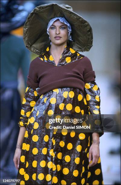 Fashion: ready to wear spring -summer 1992 in Paris, France in October, 1991 - Comme des Garcons.