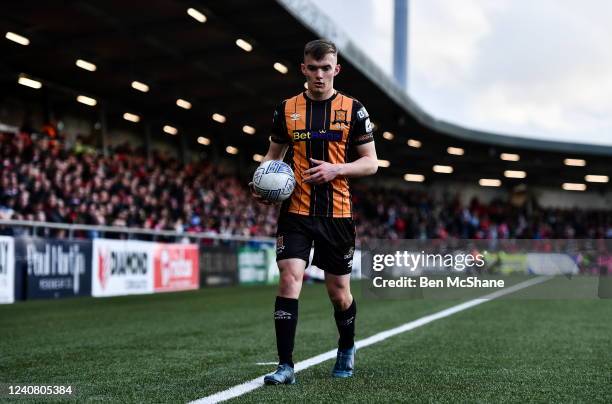 Derry , United Kingdom - 20 May 2022; Lewis Macari of Dundalk prepares to take a throw-in during the SSE Airtricity League Premier Division match...