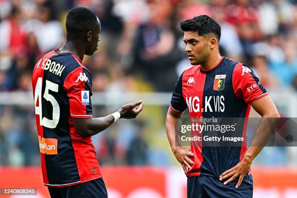 Kelvin Yeboah and Nadiem Amiri of Genoa chat during the Serie A match between Genoa CFC and Bologna Fc at Stadio Luigi Ferraris on May 21, 2022 in...