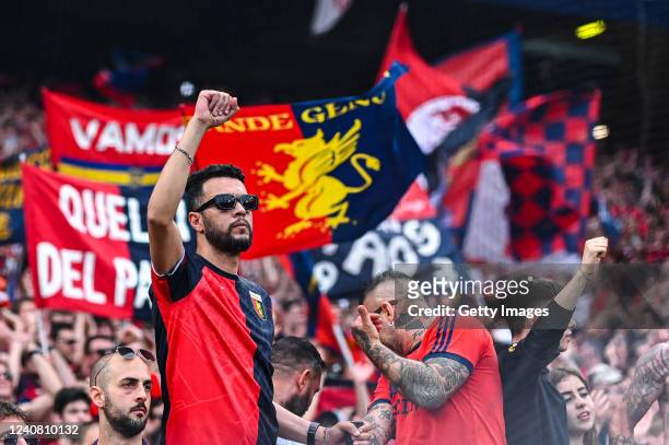 Fans of Genoa sing after the Serie A match between Genoa CFC and Bologna Fc at Stadio Luigi Ferraris on May 21, 2022 in Genoa, Italy.