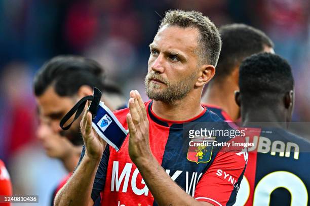 Domenico Criscito of Genoa greets the crowd after the Serie A match between Genoa CFC and Bologna Fc at Stadio Luigi Ferraris on May 21, 2022 in...