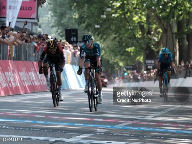 Jai Hindlei and Richard Carapaz during Giro dItalia 2022-Cycling Race-Stage 14, in Torino, on May 21, 2022