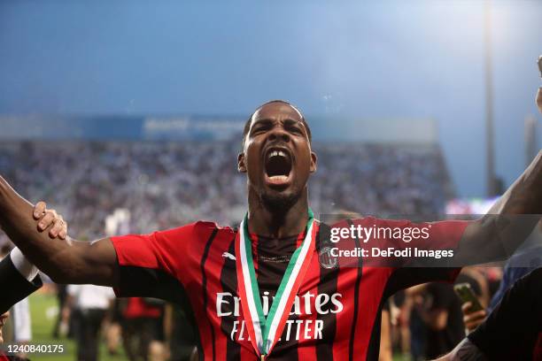 Mike Maignan of AC Milan celebrate after winning the Serie A match between US Sassuolo and AC Milan at Mapei Stadium - Citta' del Tricolore on May...