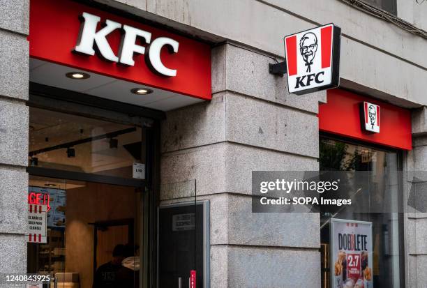 American fast food chicken restaurant chain, Kentucky Fried Chicken and logo in Spain.