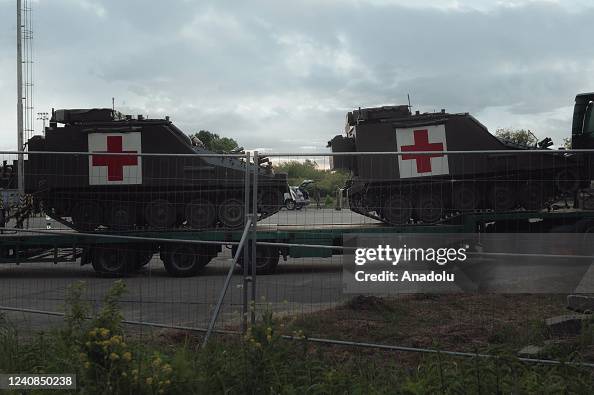 Fv104 British Army's armored ambulances called FV104 Samaritan and other ...