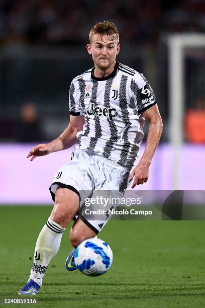 Matthijs de Ligt of Juventus FC in action during the Serie A football match between ACF Fiorentina and Juventus FC. ACF Fiorentina won 2-0 over...