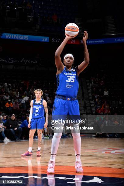 Jonquel Jones of the Connecticut Sun shoots a free throw during the game against the Dallas Wings on May 24, 2022 at Mohegan Sun Arena in Uncasville,...