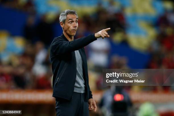 Paulo Sousa coach of Flamengo reacts during the Copa CONMEBOL Libertadores 2022 match between Flamengo and Sporting Cristal at Maracana Stadium on...