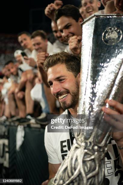 Goalkeeper Kevin Trapp of Eintracht Frankfurt celebrates with the UEFA Europa League trophy the UEFA Europa League final match between Eintracht...