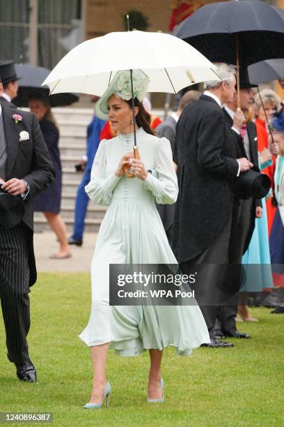 Catherine, Duchess of Cambridge attends a Royal Garden Party at Buckingham Palace on May 25, 2022 in London, England.