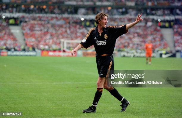 May 2000, Paris, UEFA Champions League Final - Real Madrid CF v Valencia CF, Steve McManaman of Real Madrid.