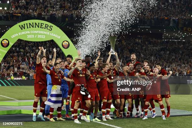 Roma goalkeeper Rui Patricio, Rick Karsdorp of AS Roma, Roger Ibanez of AS Roma, Bryan Cristante of AS Roma, Matias Vina of AS Roma, Chris Smalling...