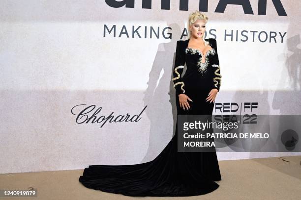 Singer Christina Aguilera arrives on May 26, 2022 to attend the annual amfAR Cinema Against AIDS Cannes Gala at the Hotel du Cap-Eden-Roc in Cap...