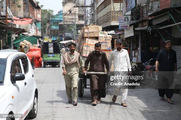 Pakistan Rajo 107 Raja Bazaar Stock Photos, High-Res Pictures, and Images - Getty Images