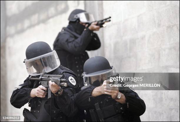 French National SWAT team: RAID In Versailles, France On January 20, 1998 - Exercises in gaining ground under fire for French SWAT team at the...