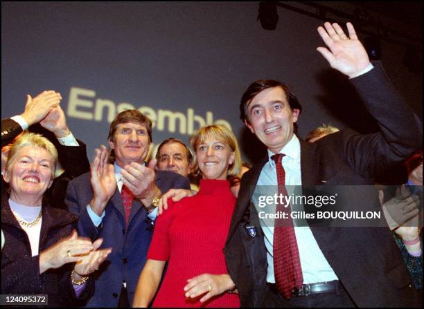 Philippe Douste Blazy launching his campaign In Toulouse, France On January 28,2001 - With Florence Baudis.