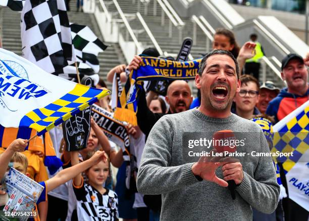 Colin Murray presents the EFL show in front of Mansfield Town and Port vale fans outside Wembley Stadium during the Sky Bet League Two Play-off Final...