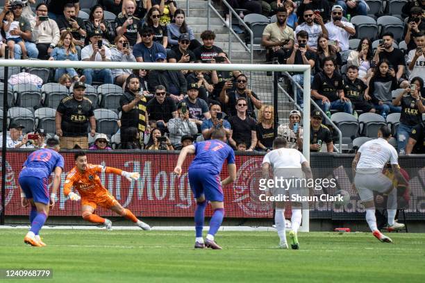 Cristian Arango of Los Angeles FC scores on a penalty kick during the match against San Jose Earthquakes at Banc of California Stadium in Los...