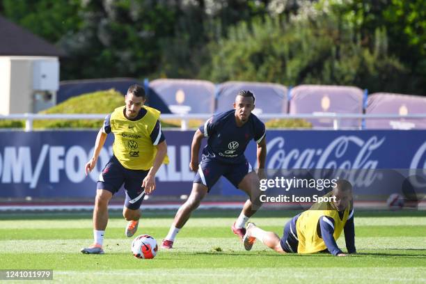 Wissam BEN YEDDER - 05 Jules KOUNDE - 07 Antoine GRIEZMANN during the training of team of France at INF Clairefontaine on May 30, 2022 in...