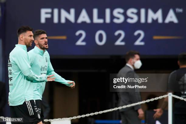 Lionel Messi and Rodrigo de Paul of Argentina during the Argentina Training Session at Wembley Stadium on May 31, 2022 in London, England.