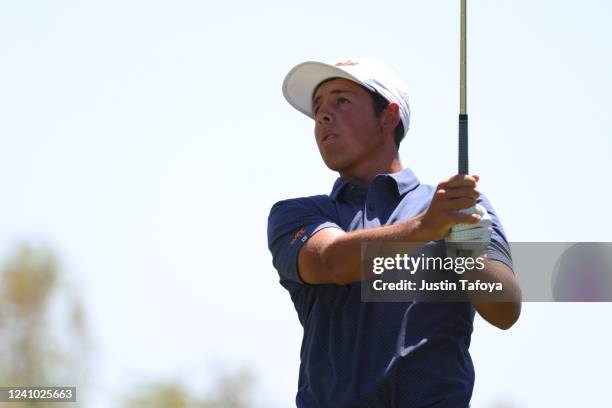 Dylan Menante of the Pepperdine Waves chips on the green during the matchplay semifinals of the Division I Men's Golf Championship held at the...