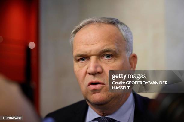 Sentor Buffe 40 Francois Noel Buffet Stock Photos, High-Res Pictures, and Images ...