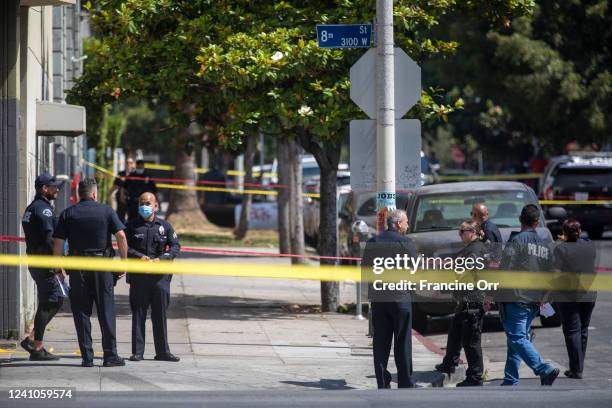 Investigate a possible scene from a shooting in Koreatown near the corner of 8th Street and South Berendo Street. At on Thursday, June 2, 2022 in...