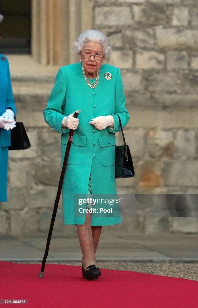 Queen Elizabeth II Platinum Jubilee 2022 - Queen Elizabeth II Lights The Windsor Castle Beacon