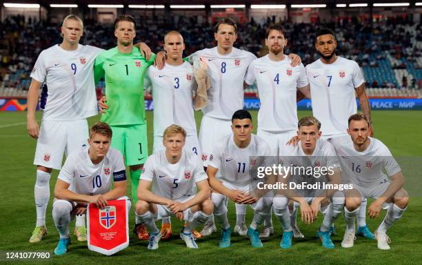 The team of Norway pose for the photo during the UEFA Nations League League B Group 4 match between Serbia and Norway at Stadion Rajko Mitic on June...