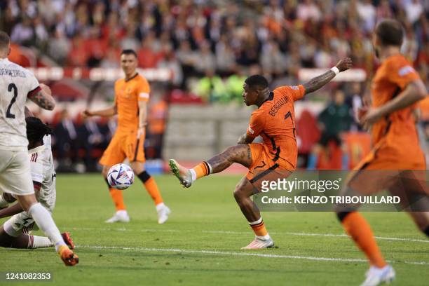 Netherlands' forward Steven Bergwijn kicks the ball during the UEFA Nations League football match between Belgium and Netherlands at the King...