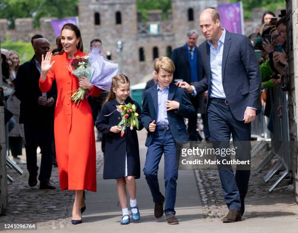 Prince William, Duke of Cambridge and Catherine, Duchess of Cambridge with Prince George of Cambridge and Princess Charlotte of Cambridge visit...