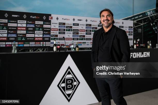 Headcoach Daniel Farke poses after he signs a contract with Borussia Moenchengladbach at Borussia-Park on June 04, 2022 in Moenchengladbach, Germany.