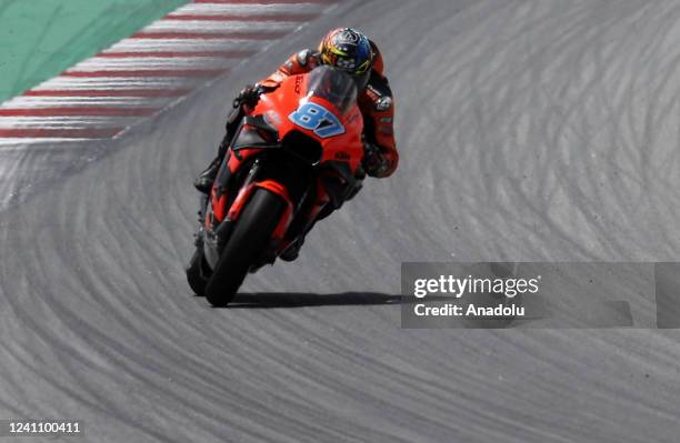 Remy Gardner of Tech3 KTM Factory Racing competes at Circuit de Barcelona-Catalunya during qualifying laps of MotoGP of Catalunya on June 04, 2022 in...