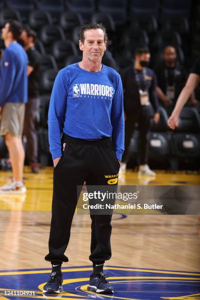 Assistant Coach Kenny Atkinson of the Golden State Warriors looks on during practice and media availability as part of the 2022 NBA Finals on June 4,...