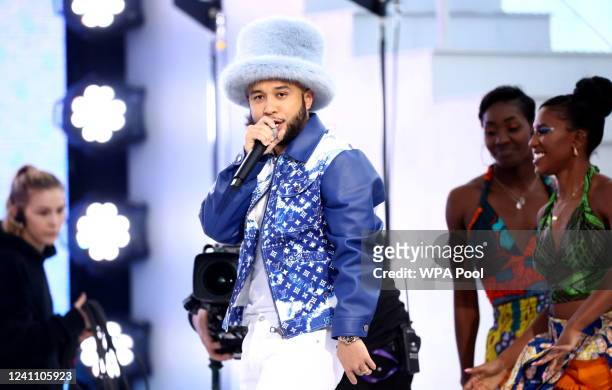 Jax Jones performs during the Platinum Party At The Palace at Buckingham Palace on June 4, 2022 in London, England. The Platinum Jubilee of Elizabeth...