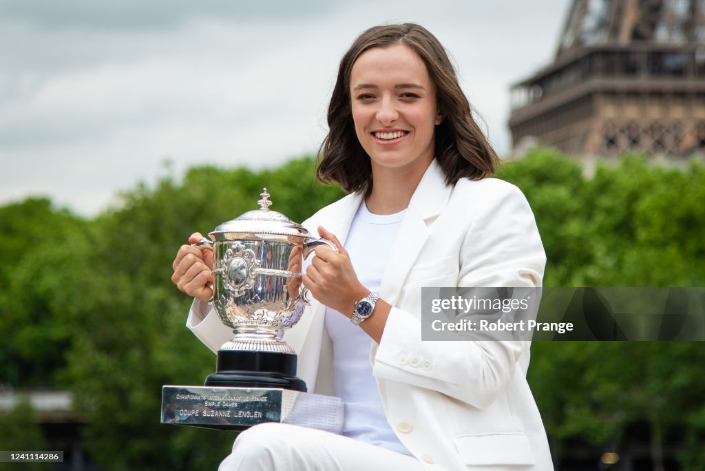 Iga Swiatek French Open Winner Photocall