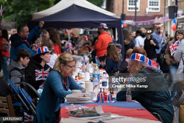 Wapping Residents and local people gather on Wapping Green, Watts Street E1 for the Platinum Jubilee Lunch & Street Party, which is part of the Big...