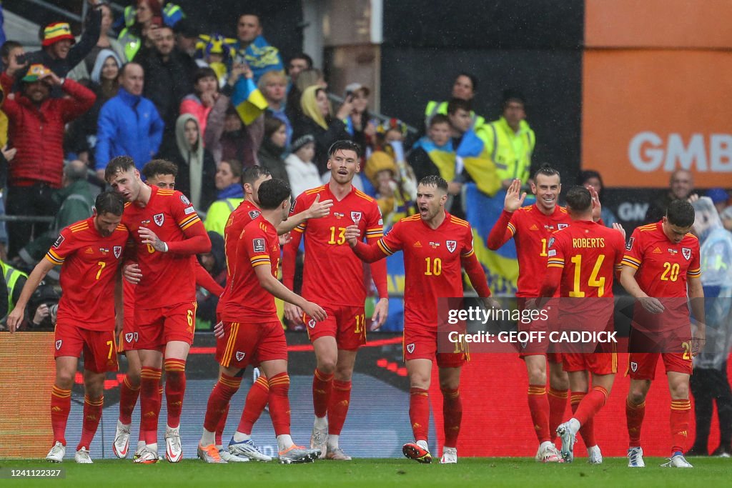FBL-WC-2022-EUR-QUALIFIER-WAL-UKR